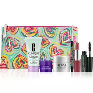 Clinique set NWT